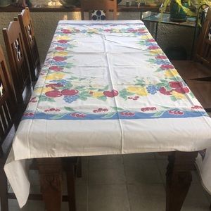 Vintage Crate and Barrel tablecloth 58 x 84